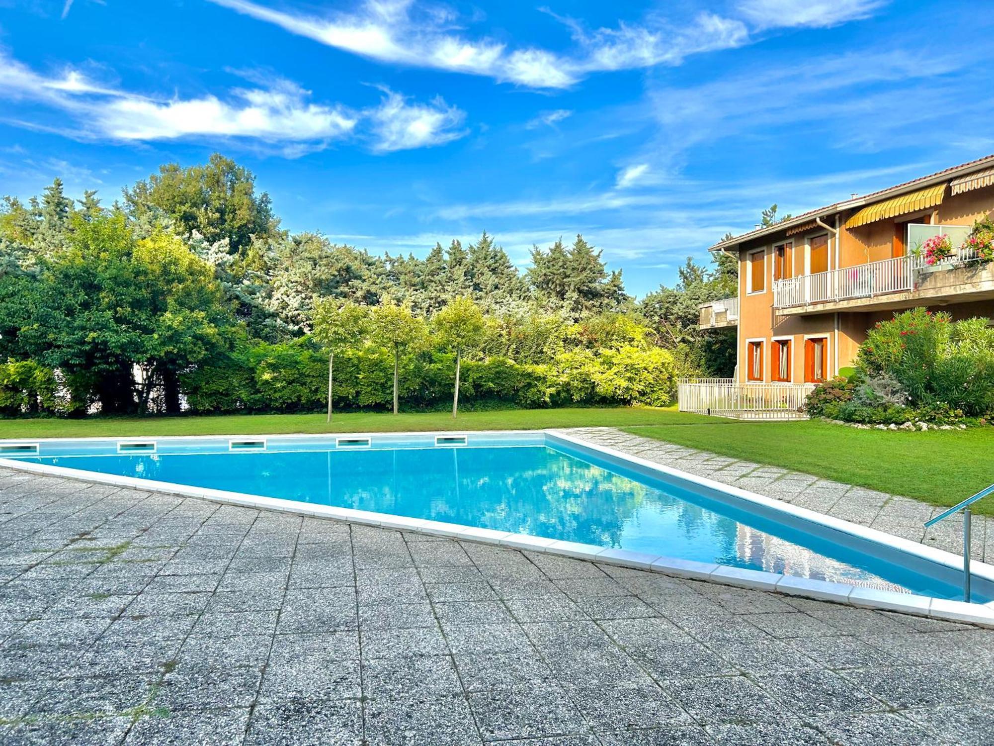 Ferienwohnung Gold Garda Desenzano Desenzano del Garda Exterior foto