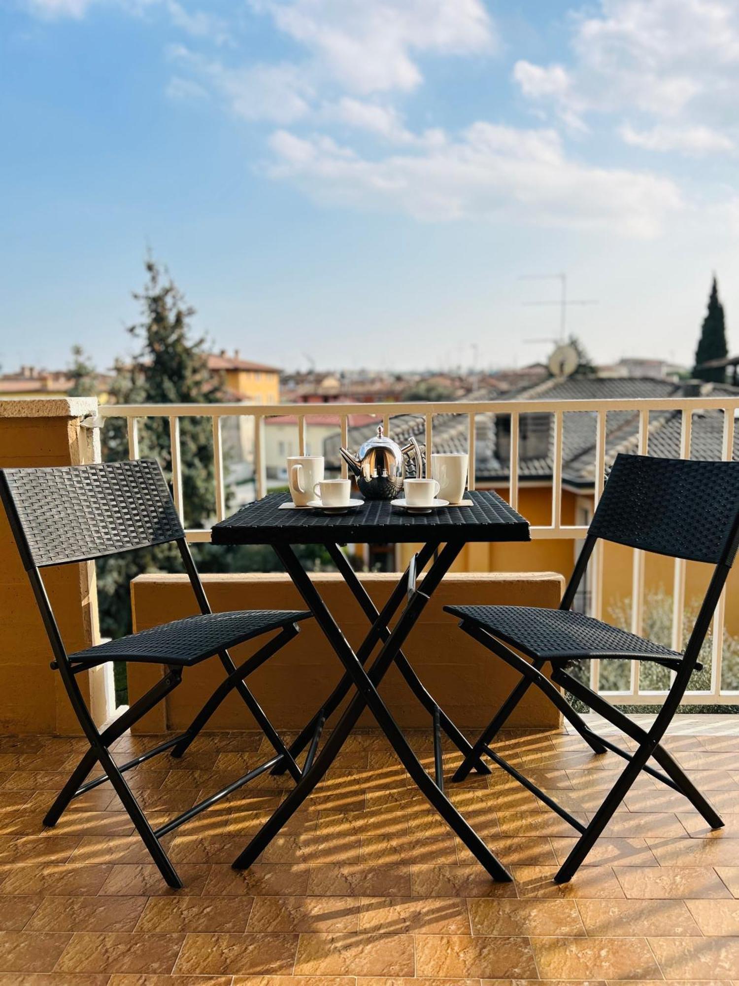Ferienwohnung Gold Garda Desenzano Desenzano del Garda Exterior foto